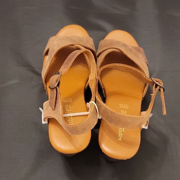 BRAND NEW SOPHIA MILANO GENUINE DISTRESS LEATHER ESPADRILLE SANDAL - Picture 5 of 14
